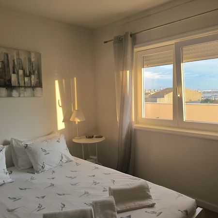 Апартаменты Harbour Views Penthouse Повуа-ди-Варзин Номер фото